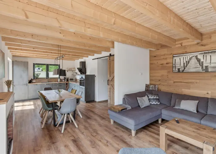 Ferienoase Plaetlinsee * Wustrow (Mecklenburg-Strelitz)